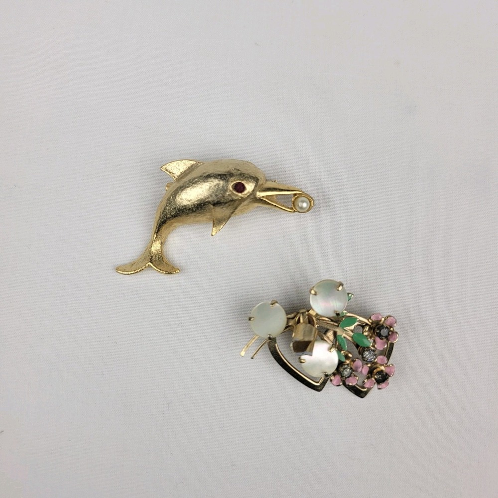 Vintage LOT of 2 Gold Tone MCM Pin BROOCH Dolphin and Mother of Pearl Hearts
